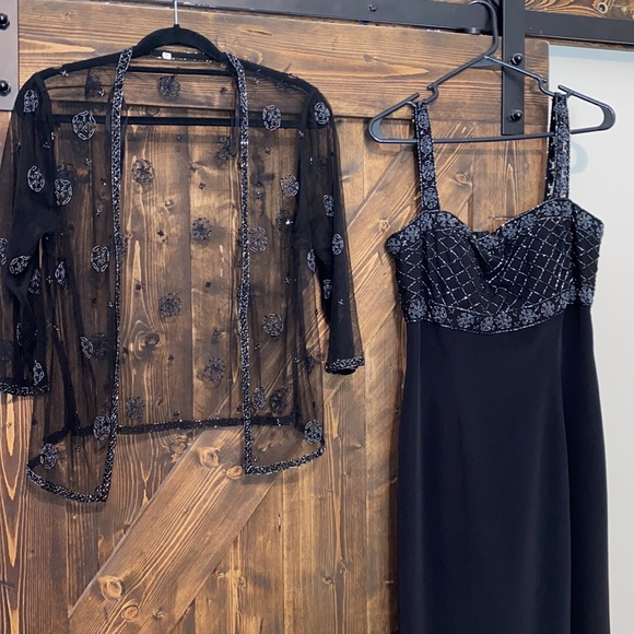 Women’s “Lara” Evening gown - Picture 8 of 8